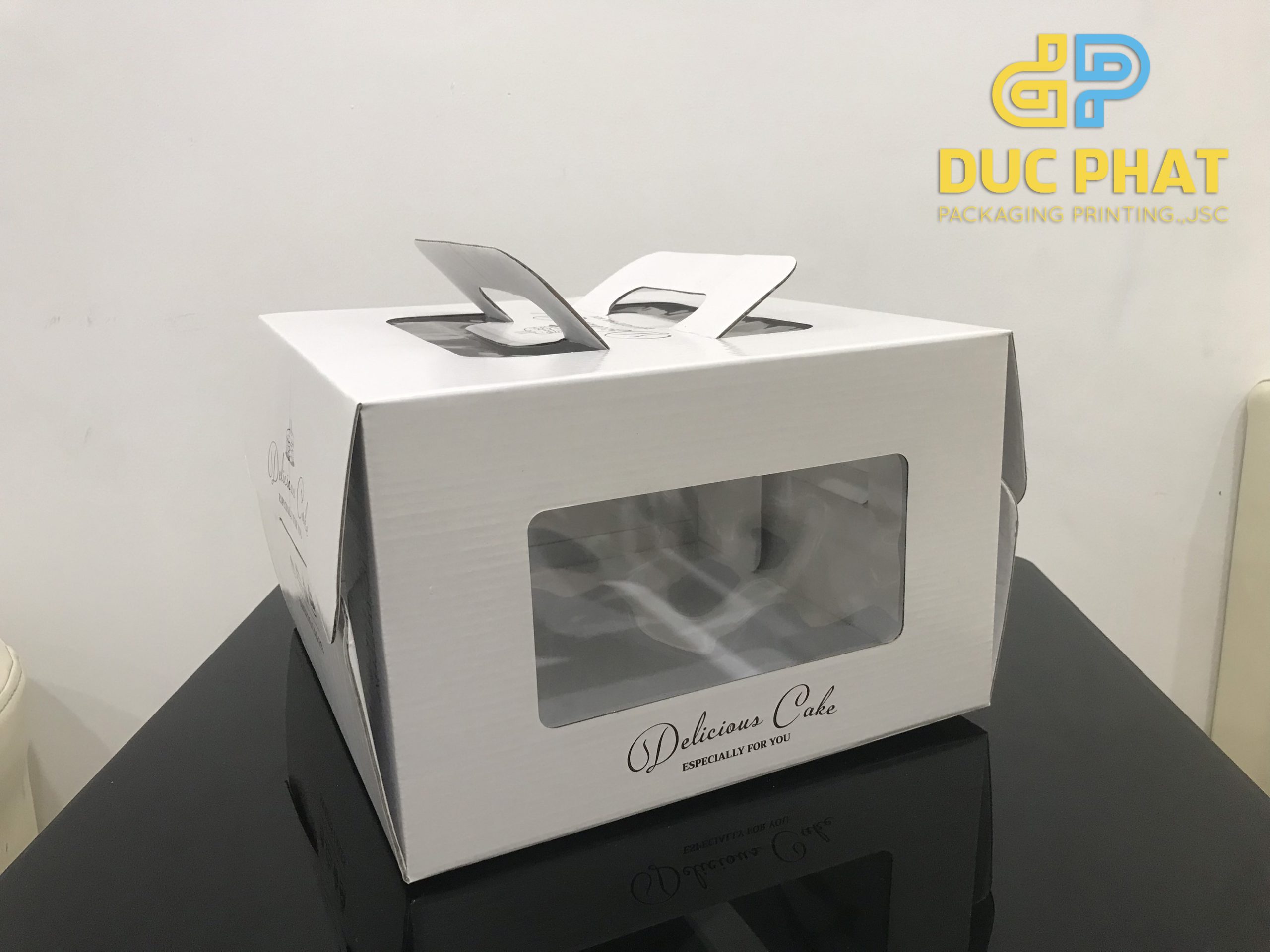 Hộp đựng bánh kem