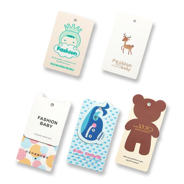 Tem nhãn mác quần áo