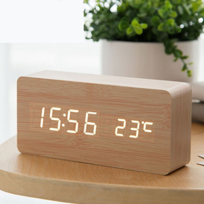 Đồng Hồ Để Bàn Đèn LED Vỏ Gỗ