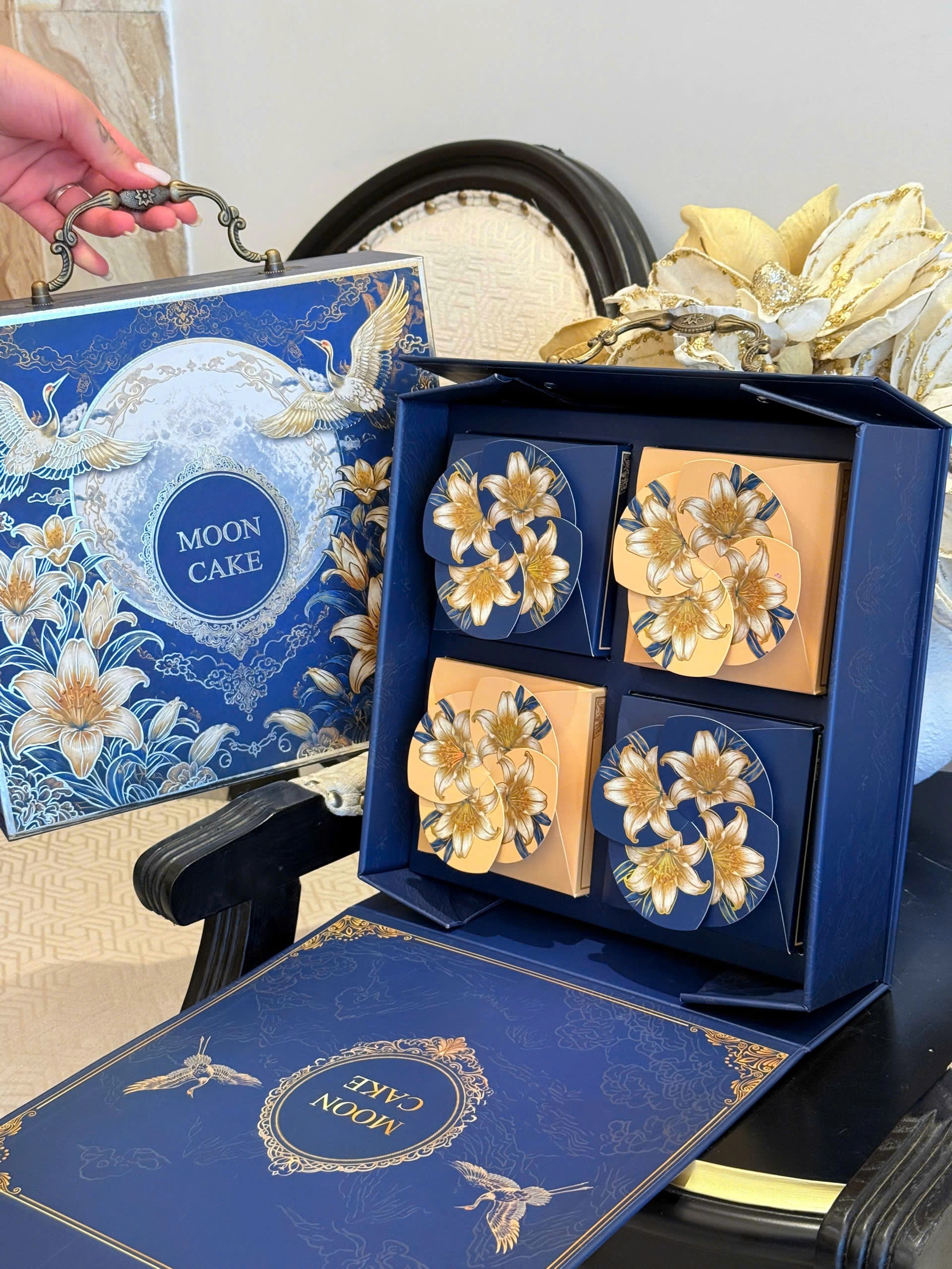 Mẫu gift set Trung Thu cho doanh nghiệp thiết kế sang trọng tại Lumi Gift